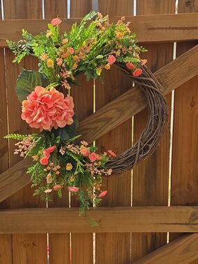 Gorgeous Lush Coral Hydrangea Wildflower Spring Summer Floral Wreath Door Decor